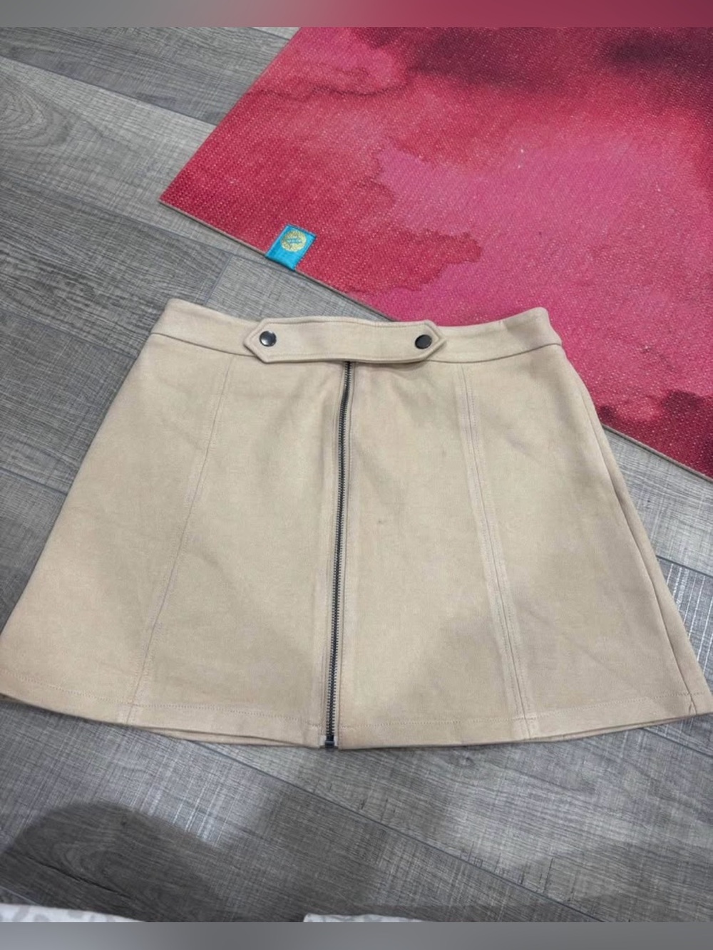 BB Dakota Beige Front-Zip Mini Skirt